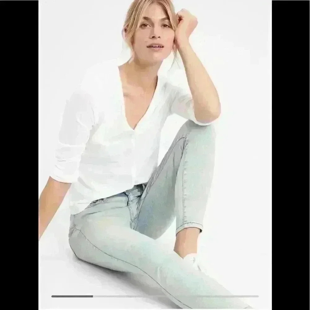 Banana Republic High-Rise Acid Wash Skinny Jean